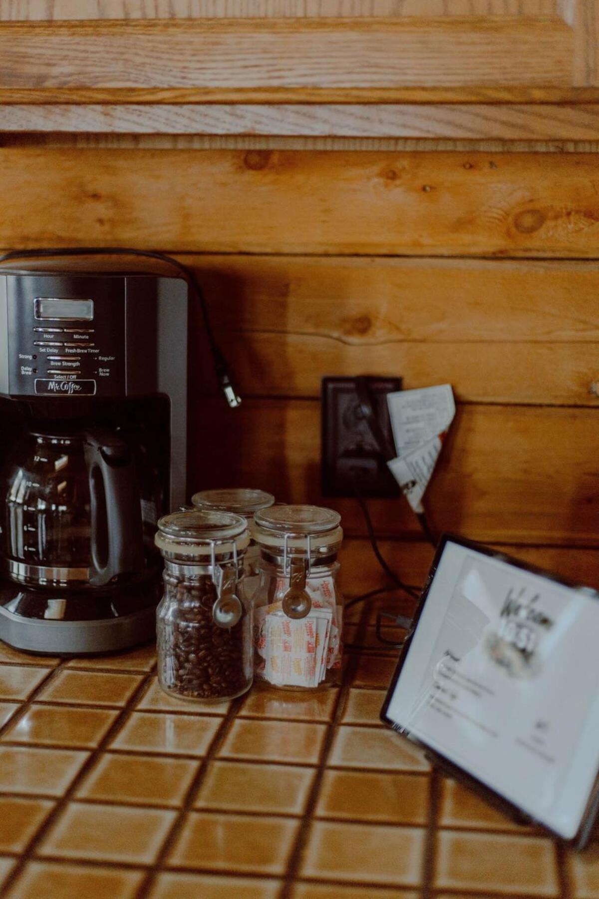Crystal Mountain Cabin-Shuttle Pass Included! Thompsonville Екстериор снимка