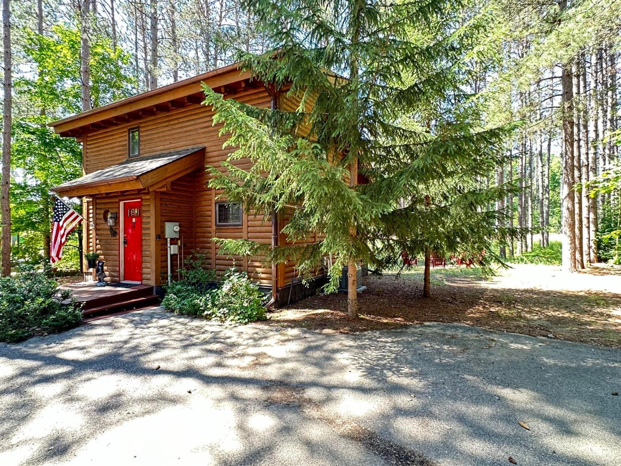 Crystal Mountain Cabin-Shuttle Pass Included! Thompsonville Екстериор снимка